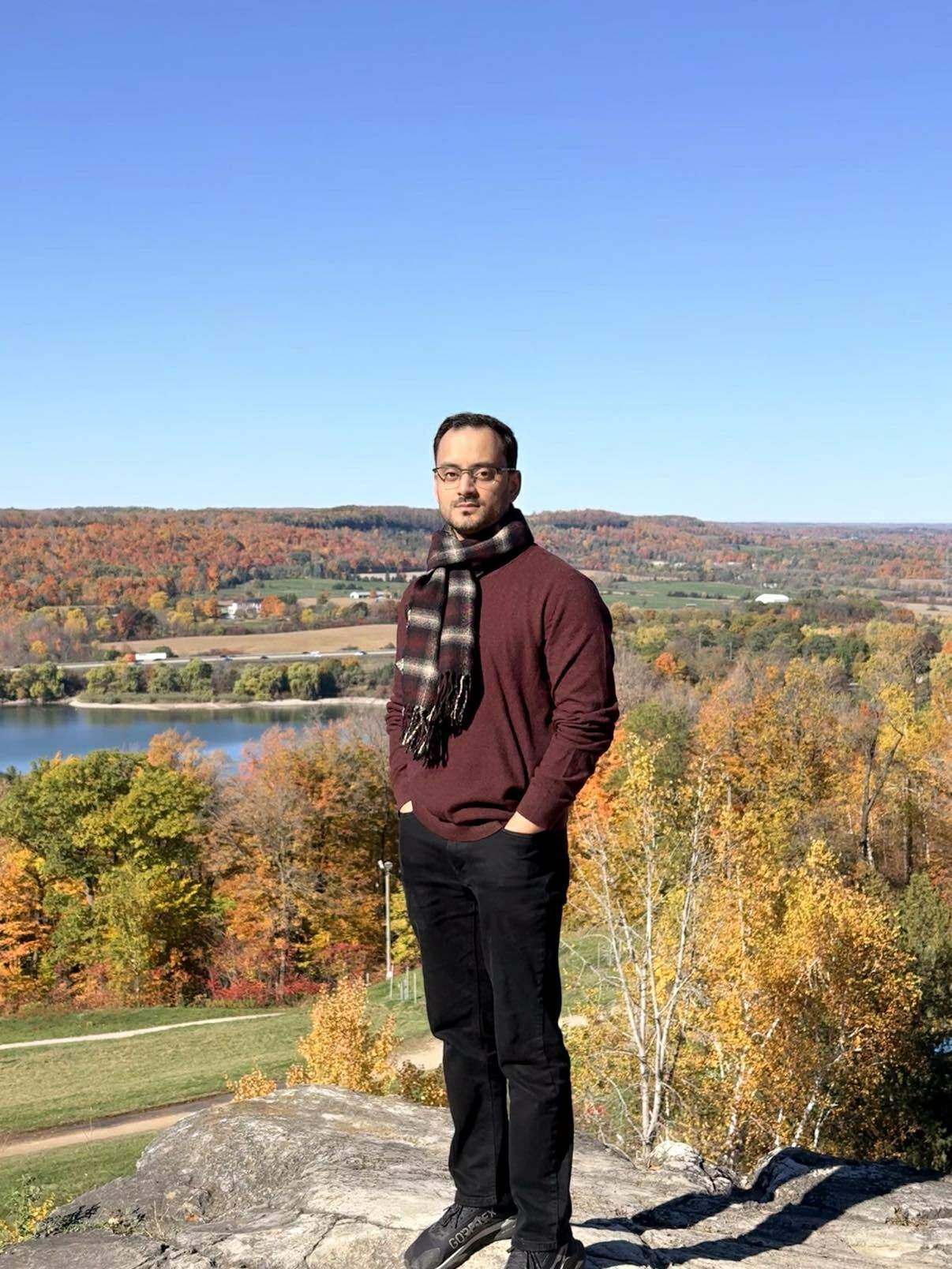 Akbar at Kelso, Ontario — autumn overlook